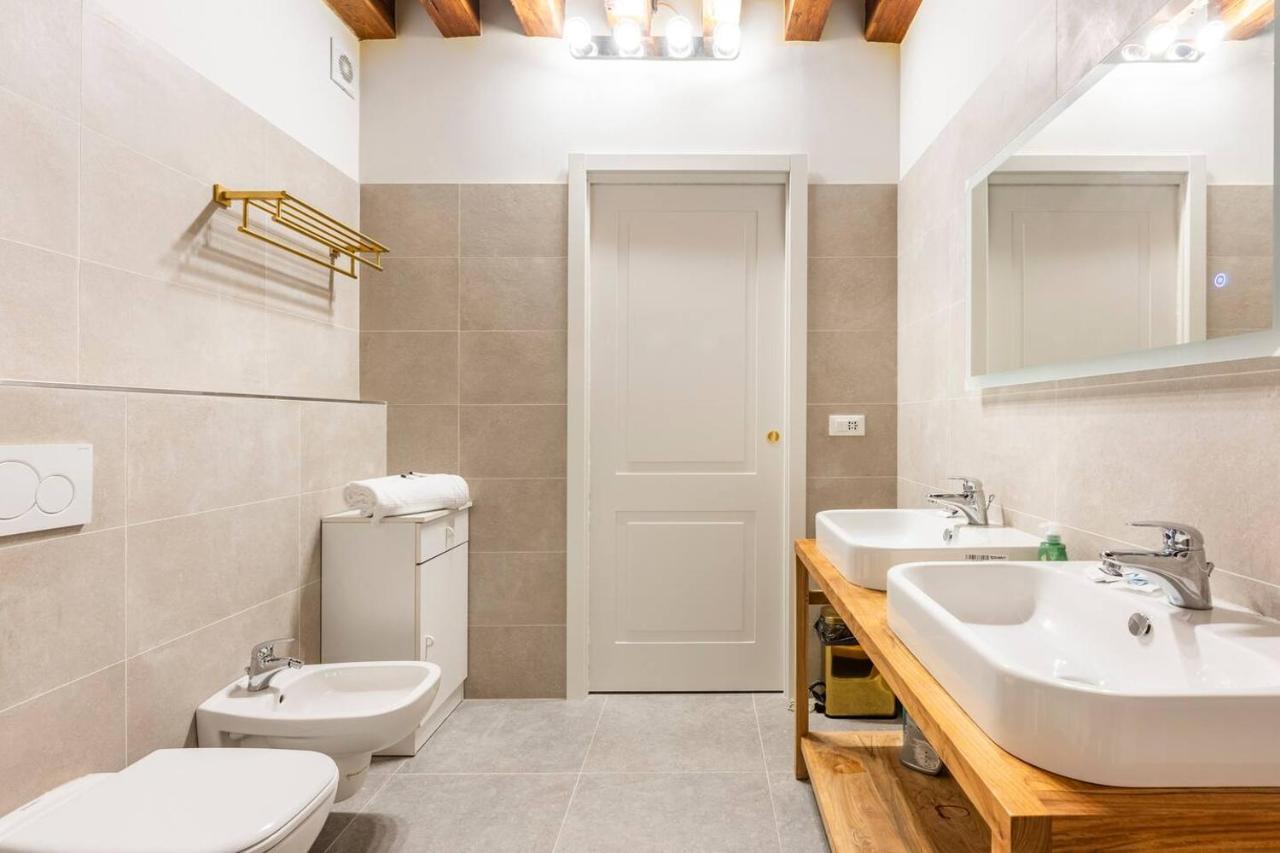Venice Luxury Suites Dış mekan fotoğraf
