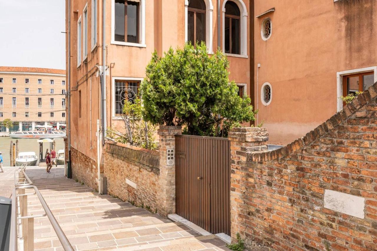 Venice Luxury Suites Dış mekan fotoğraf