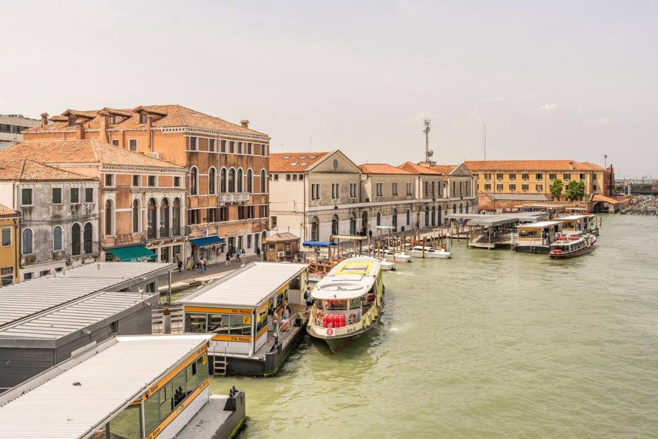 Venice Luxury Suites Dış mekan fotoğraf