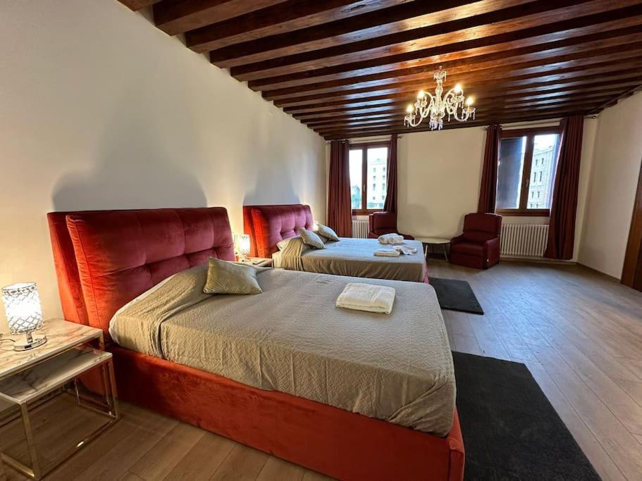 Venice Luxury Suites Dış mekan fotoğraf